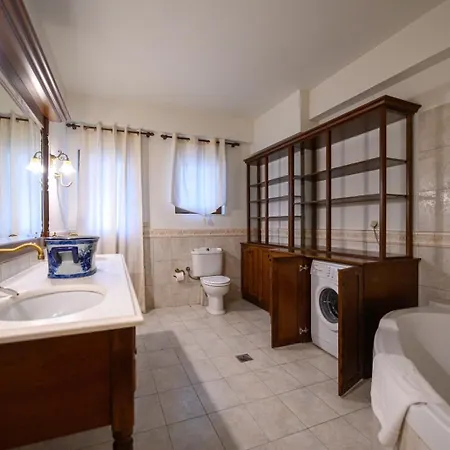 Casa Constantine Spacious Family And Friends Oasis With Pool, 10 Min From Kalamata * Andikálamos