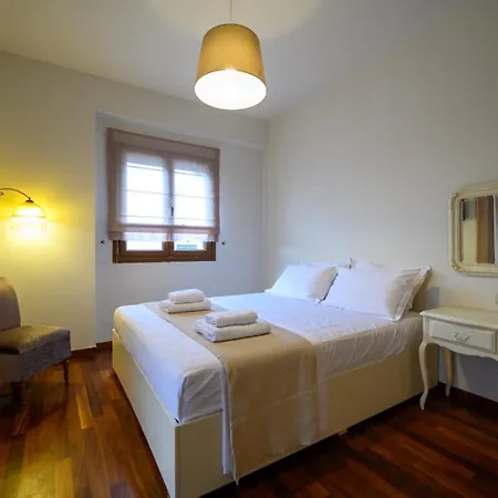 Casa Constantine Spacious Family And Friends Oasis With Pool, 10 Min From Kalamata Apartmán *