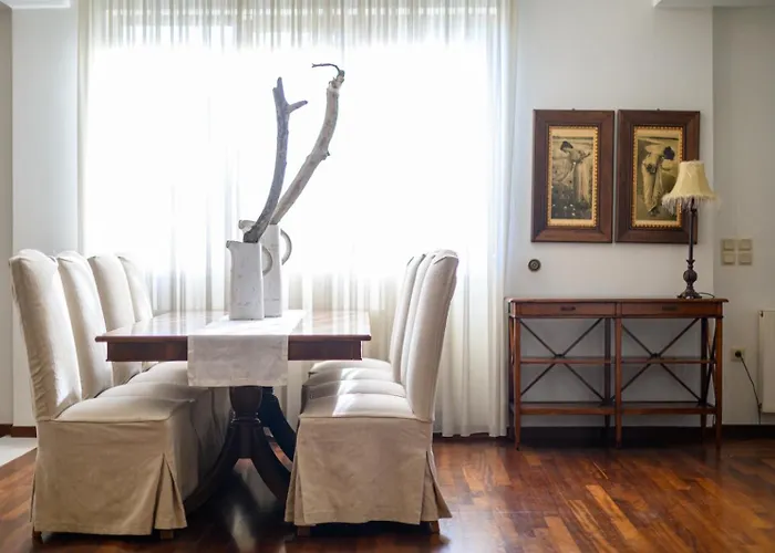 Casa Constantine Spacious Family And Friends Oasis With Pool, 10 Min From Kalamata *